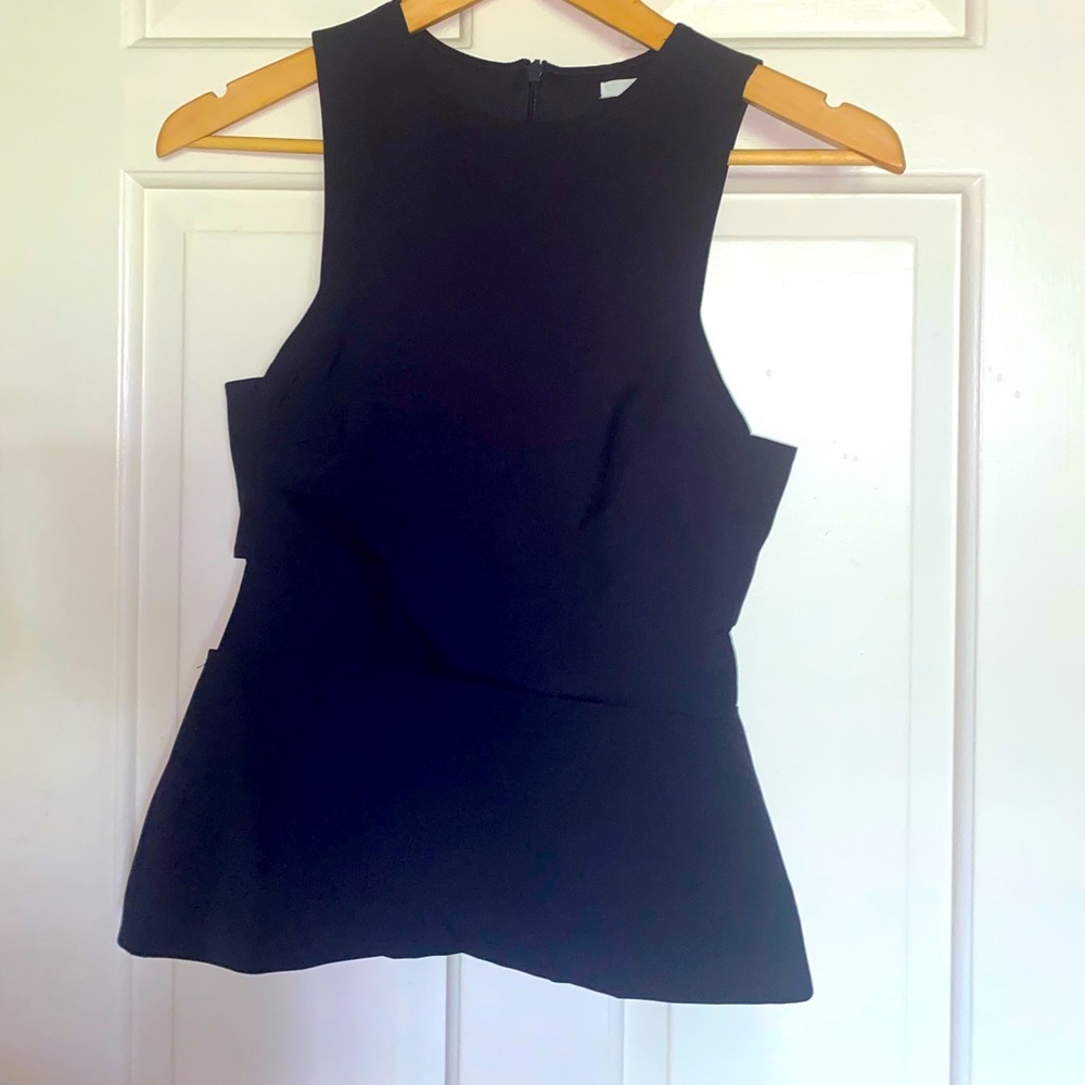 H&M SLEEVELESS TOP - Picture 1 of 5